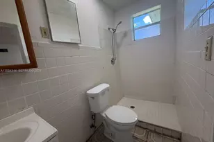 120 NE 7th St, Pompano Beach, FL 33060 - Photo 5