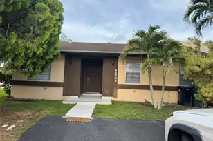 11405 SW 122nd Ct, Miami, FL 33186 - Photo 1