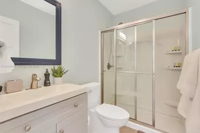 5800 NE 15th Ave, Fort Lauderdale, FL 33334 - Photo 13