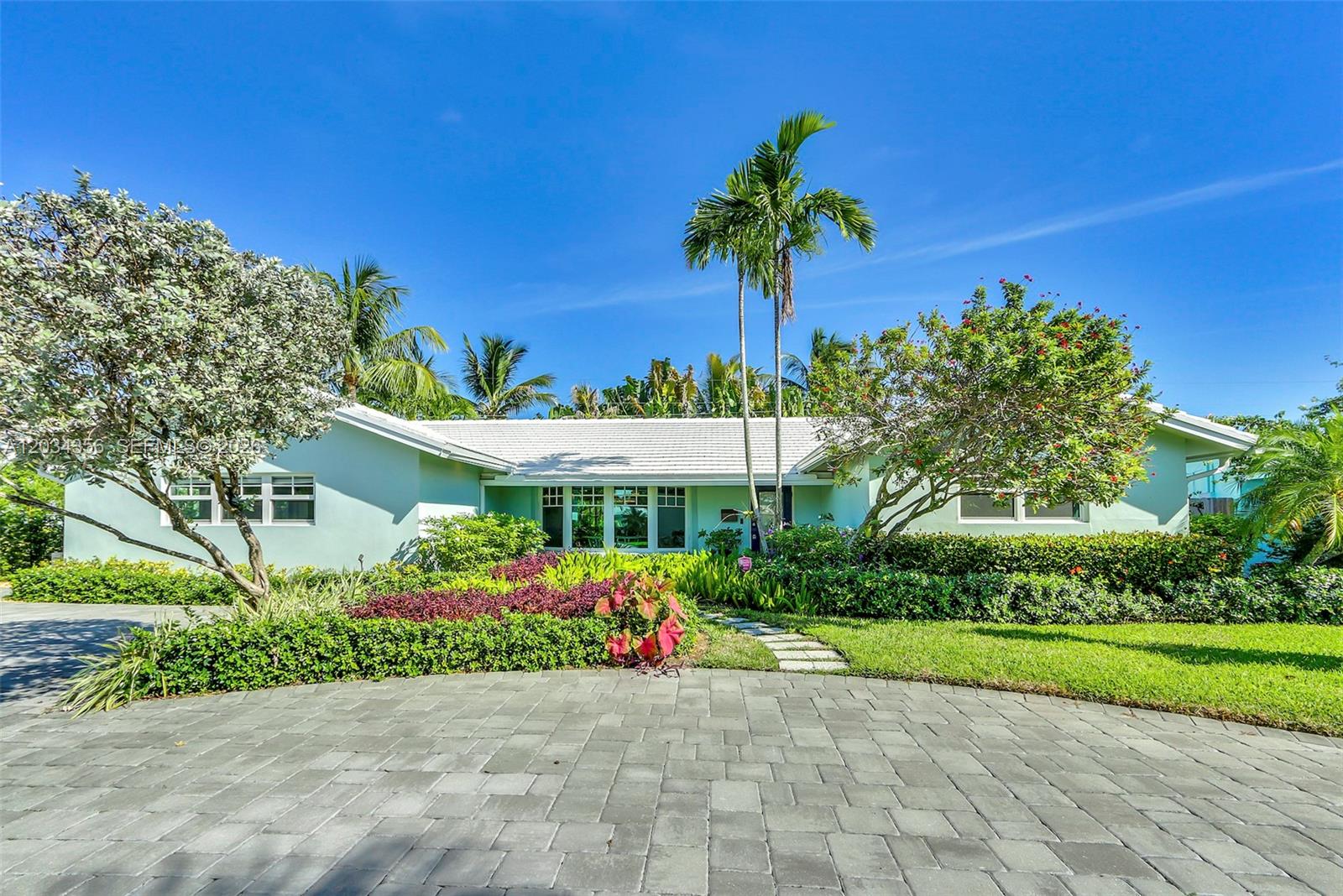 5800 NE 15th Ave - 5800 NE 15th Ave, Fort Lauderdale, FL 33334 Luxury Property | Jose Angel Pina