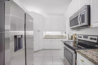 10720 NW 66th St #202, Doral, FL 33178 - Photo 9