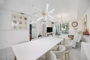 10720 NW 66th St, Doral, FL 33178 - Photo 11