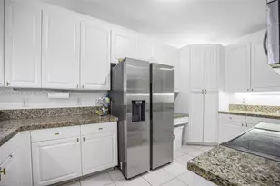 10720 NW 66th St, Doral, FL 33178 - Photo 7