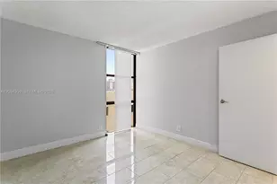 17021 N Bay Rd, Sunny Isles Beach, FL 33160 - Photo 27