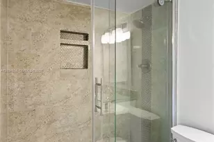 17021 N Bay Rd, Sunny Isles Beach, FL 33160 - Photo 23