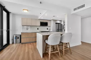 2555 Collins Ave, Miami Beach, FL 33140 - Photo 7