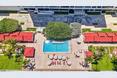 2555 Collins Ave #1812, Miami Beach, FL 33140 - Photo 31