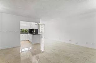 17021 N Bay Rd, Sunny Isles Beach, FL 33160 - Photo 9