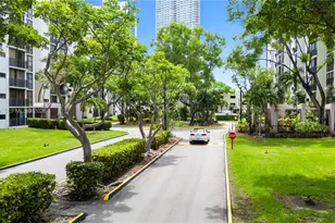 17021 N Bay Rd, Sunny Isles Beach, FL 33160 - Photo 43