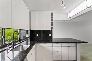 17021 N Bay Rd, Sunny Isles Beach, FL 33160 - Photo 21