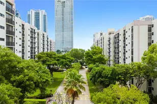 17021 N Bay Rd, Sunny Isles Beach, FL 33160 - Photo 39