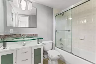 17021 N Bay Rd, Sunny Isles Beach, FL 33160 - Photo 33
