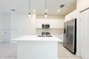 8001 NW 41st St, Doral, FL 33166 - Photo 3