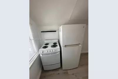 274 E 9th St #4, Hialeah, FL 33010 - Photo 7