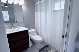 4701 N Andrews Ave, Oakland Park, FL 33309 - Photo 3