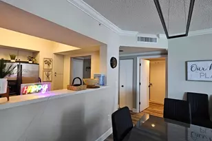 17375 Collins Ave, Sunny Isles Beach, FL 33160 - Photo 11