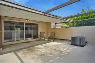 10953 SW 122nd Ct, Miami, FL 33186 - Photo 9