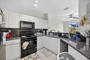 2491 SE 13th Ct, Homestead, FL 33035 - Photo 13