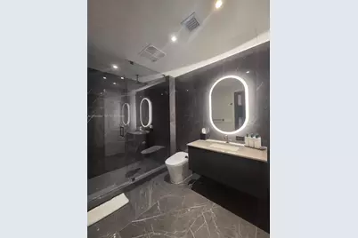 20 NE 11 #2208, South Miami, FL 33132 - Photo 5