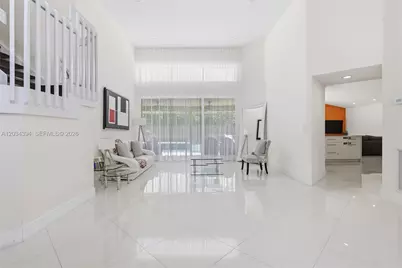 9612 N Carousel Cir N, Boca Raton, FL 33434 - Photo 5