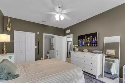 2551 SE 16th Ter #101, Homestead, FL 33035 - Photo 11