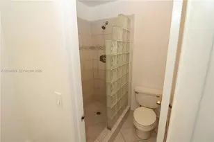 1423 Avon Ln, North Lauderdale, FL 33068 - Photo 15