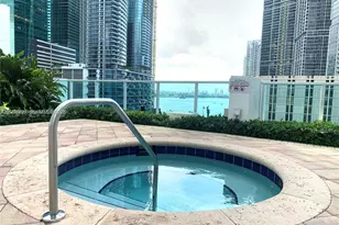 31 SE 5th St, Miami, FL 33131 - Photo 17