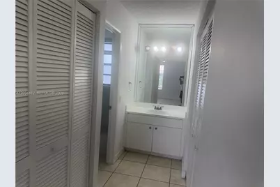 1725 W 60th St #F320, Hialeah, FL 33012 - Photo 9