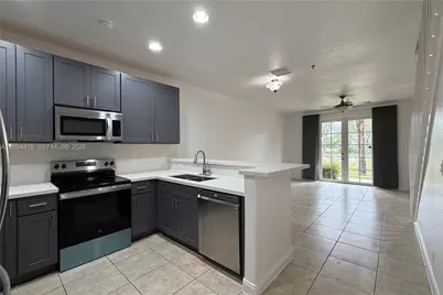 4649 SW 75th Way, Davie, FL 33314 - Photo 5