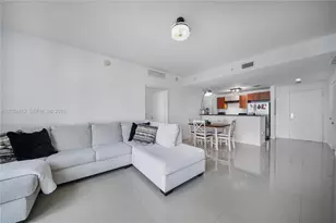 300 S Biscayne Blvd, Miami, FL 33131 - Photo 23