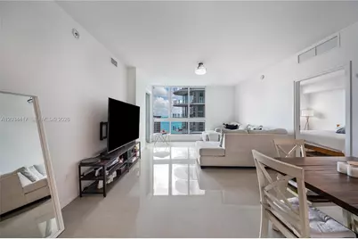 300 S Biscayne Blvd #T-3406, Miami, FL 33131 - Photo 5