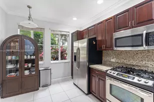 2925 NW 126th Ave, Sunrise, FL 33323 - Photo 9