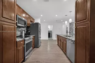 4431 NW 36th Ct, Lauderdale Lakes, FL 33319 - Photo 11