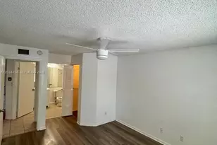 911 Coral Club Dr, Coral Springs, FL 33071 - Photo 15