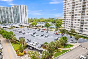 300 Bayview Dr, Sunny Isles Beach, FL 33160 - Photo 35