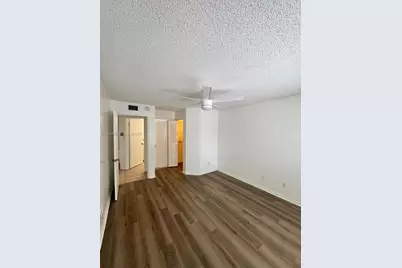 911 Coral Club Dr #911, Coral Springs, FL 33071 - Photo 11