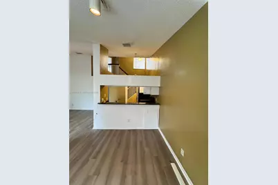 911 Coral Club Dr #911, Coral Springs, FL 33071 - Photo 17