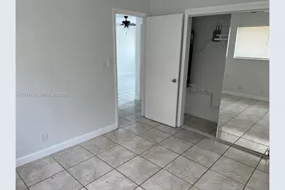 910 N 56th Ave #1, Hollywood, FL 33021 - Photo 15