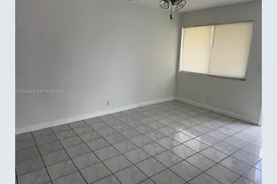 910 N 56th Ave #1, Hollywood, FL 33021 - Photo 9