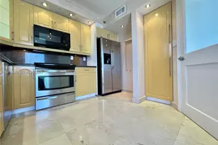 3300 NE 192nd St, Aventura, FL 33180 - Photo 13