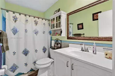 4271 NW 49th Ter, Lauderdale Lakes, FL 33319 - Photo 23