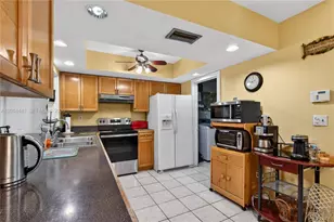 4271 NW 49th Terrace, Lauderdale Lakes, FL 33319 - Photo 11