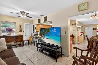 4271 NW 49th Ter, Lauderdale Lakes, FL 33319 - Photo 17