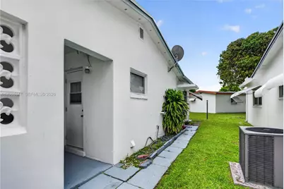 4271 NW 49th Ter, Lauderdale Lakes, FL 33319 - Photo 41