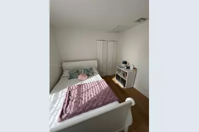 2441 NW 14th St, Fort Lauderdale, FL 33311 - Photo 9