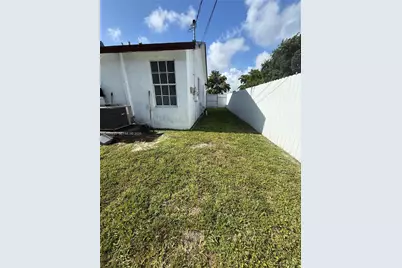 2441 NW 14th St, Fort Lauderdale, FL 33311 - Photo 7