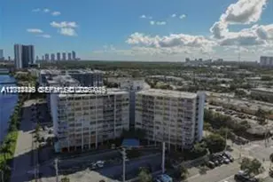 2025 NE 164th St, North Miami Beach, FL 33162 - Photo 33