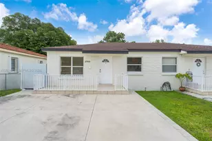 2791 SW 34th Ct, Miami, FL 33133 - Photo 3