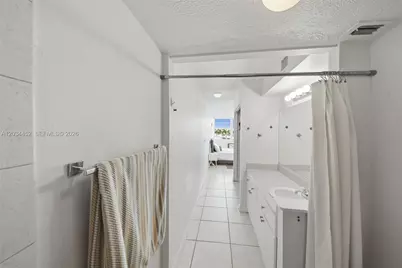 2016 Bay Dr #504, Miami Beach, FL 33141 - Photo 31