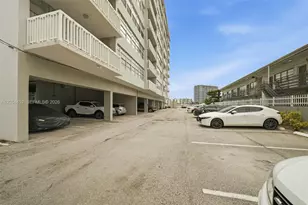 2016 Bay Dr, Miami Beach, FL 33141 - Photo 39